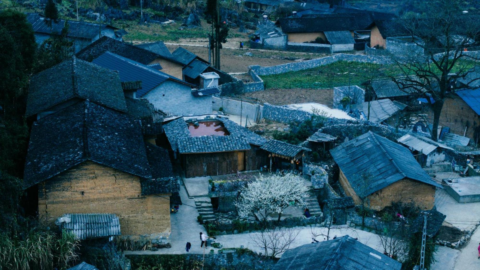 Nha Co Lao Xa Homestay Hmong & Bungalow Air Conditioner Dong Van  Exterior photo