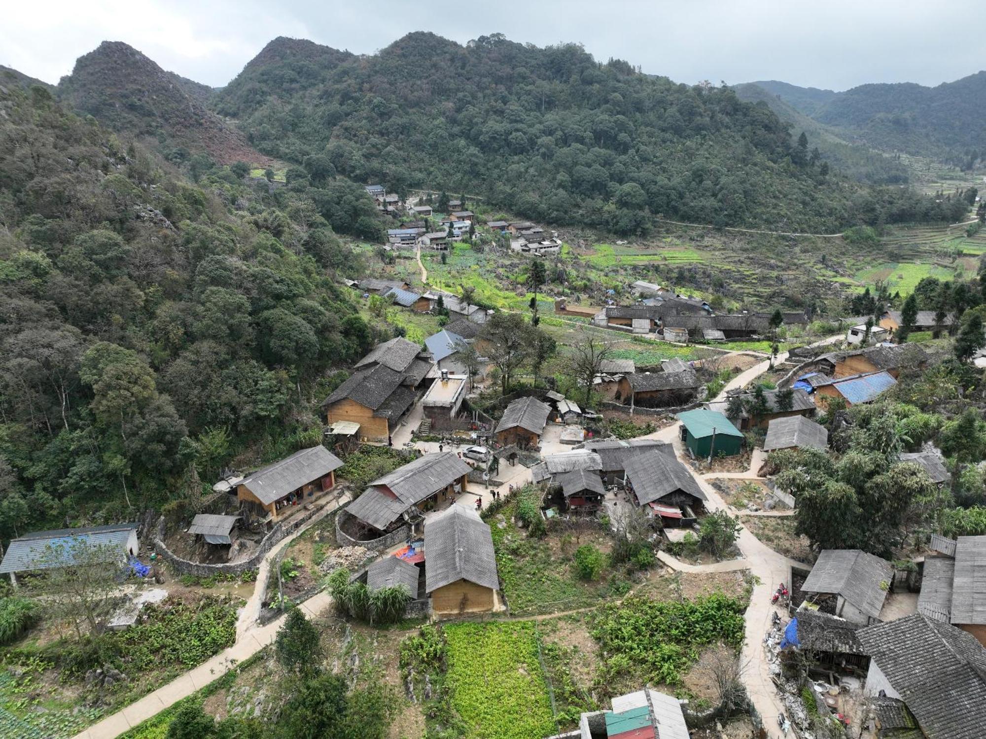 Nha Co Lao Xa Homestay Hmong Dong Van (Ha Giang) Exterior photo