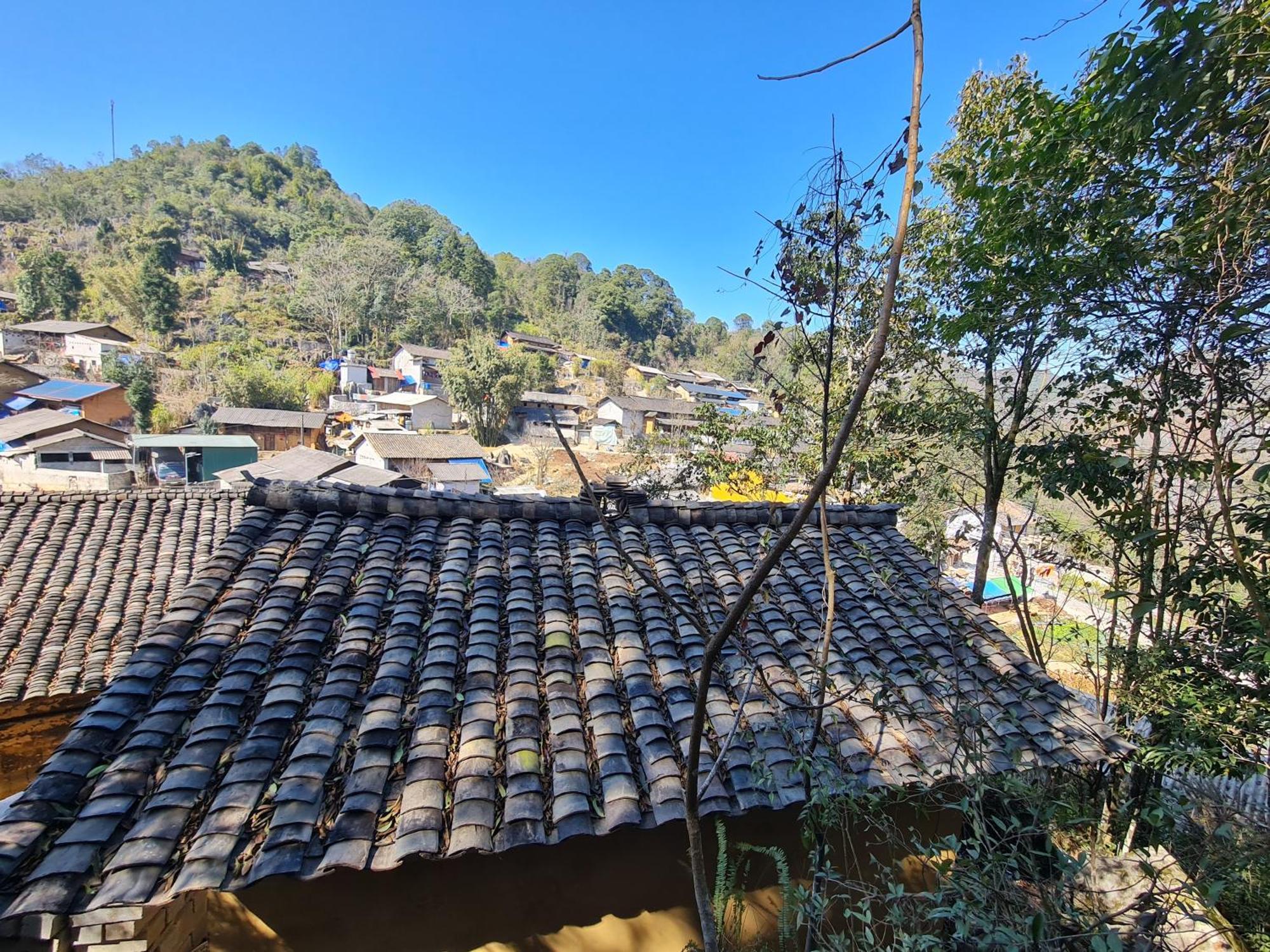 Nha Co Lao Xa Homestay Hmong & Bungalow Air Conditioner Dong Van  Exterior photo